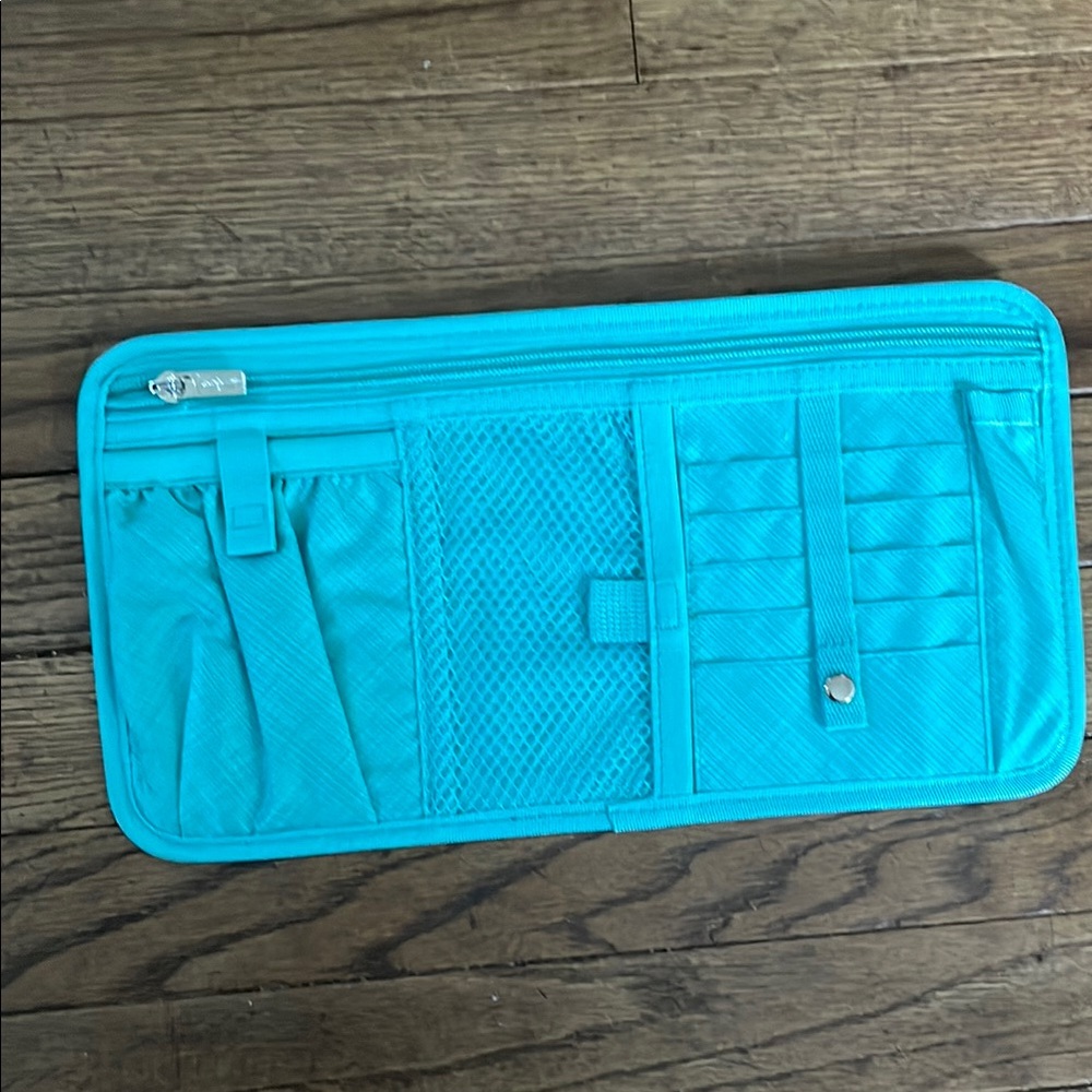 NWT Thirty-One Made in the Shade Aqua Car Visor Travel Organizer